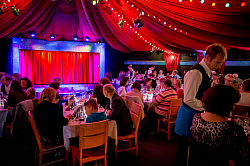 Diner-Erlebnis-Variete in tollem Abiente